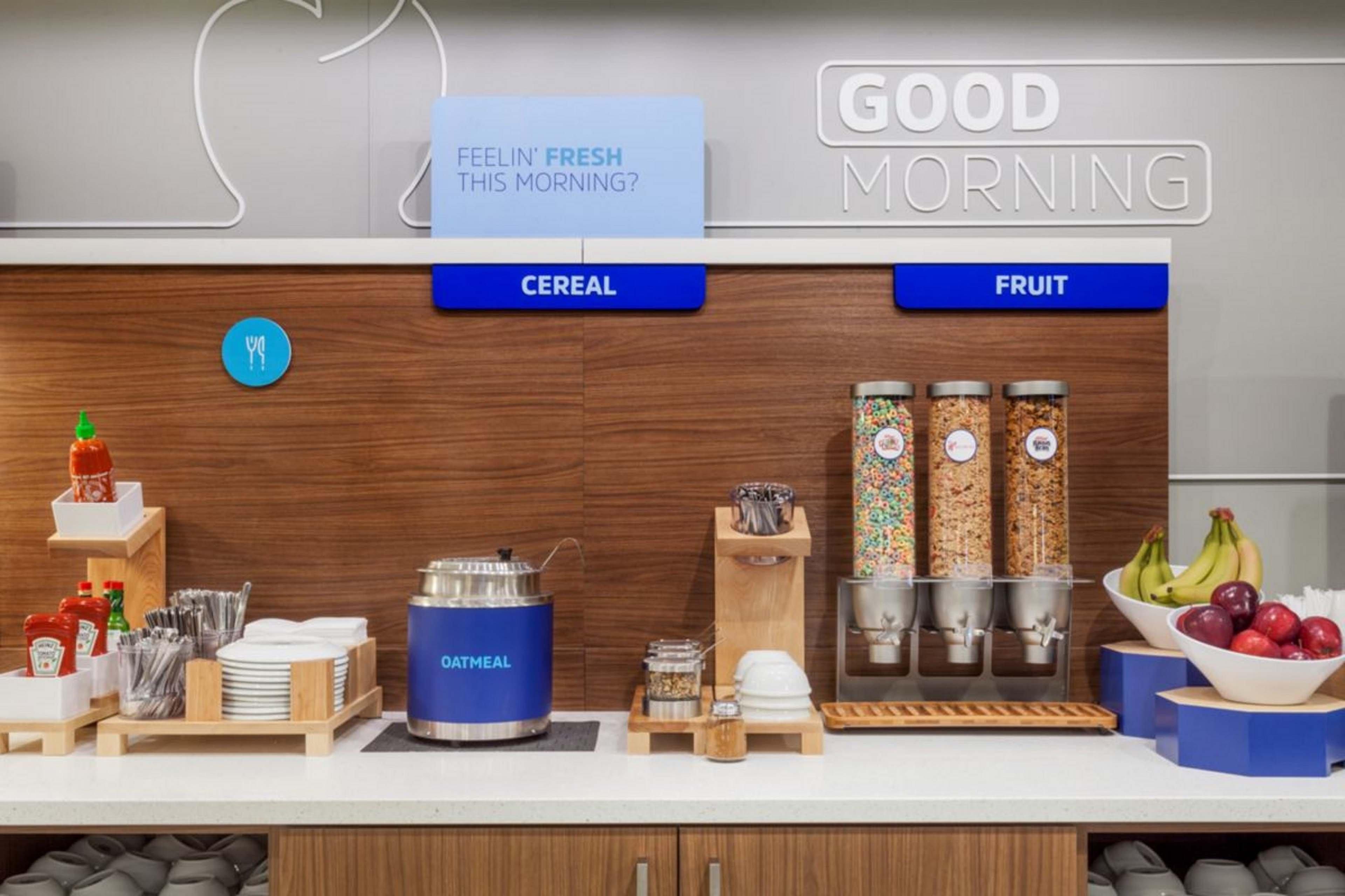Holiday Inn Express - Chester By Ihg Bagian luar foto