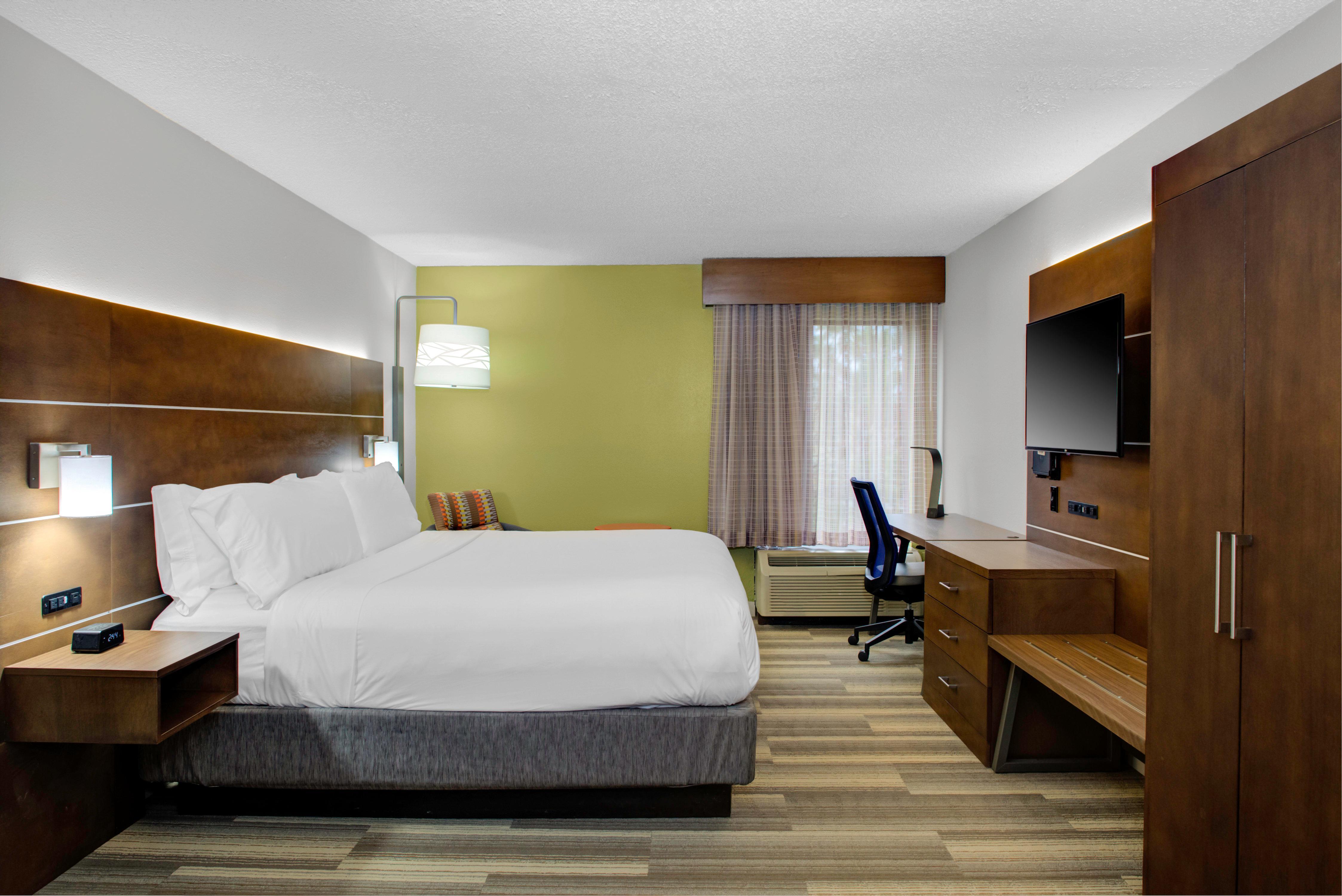 Holiday Inn Express - Chester By Ihg Bagian luar foto