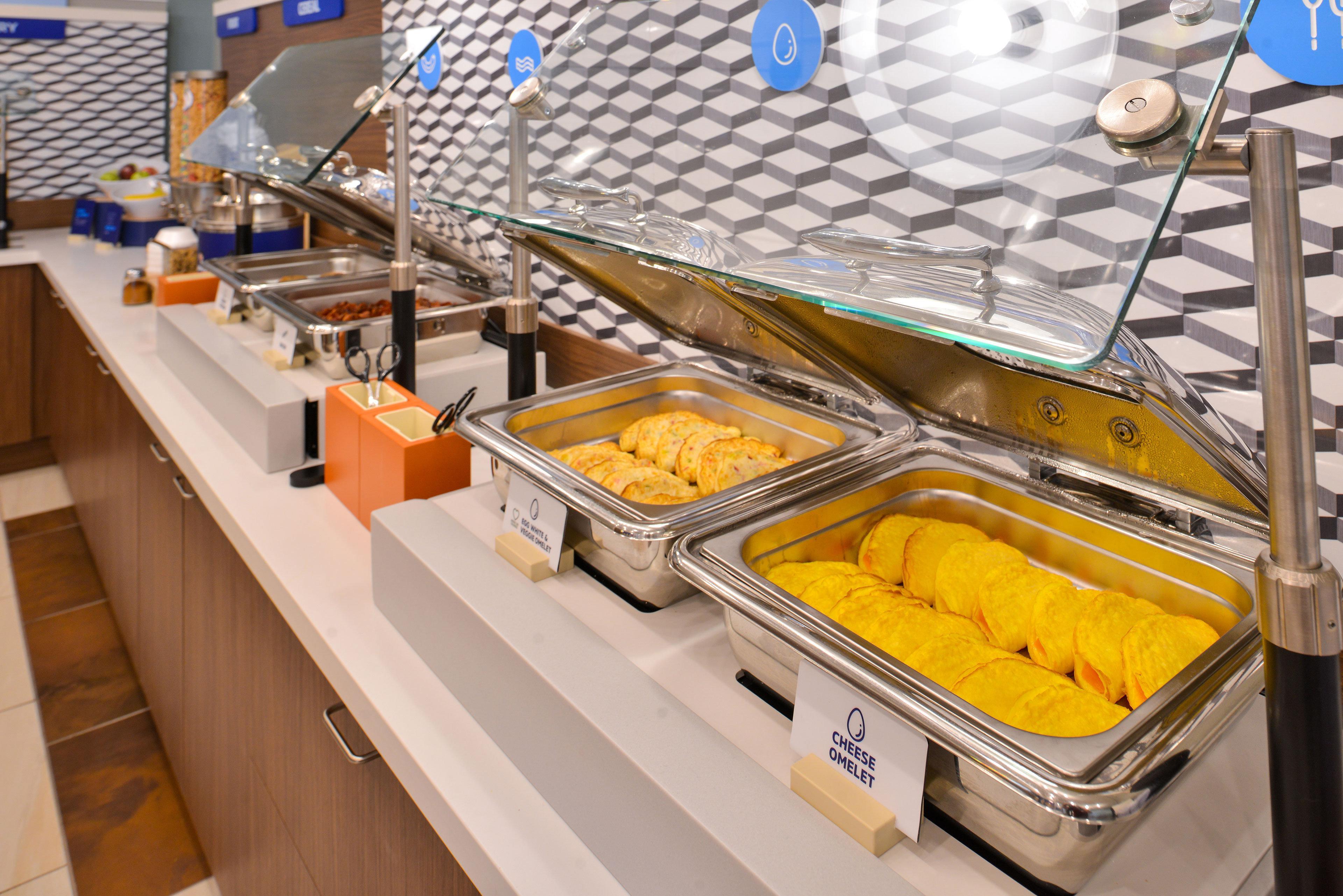 Holiday Inn Express - Chester By Ihg Bagian luar foto