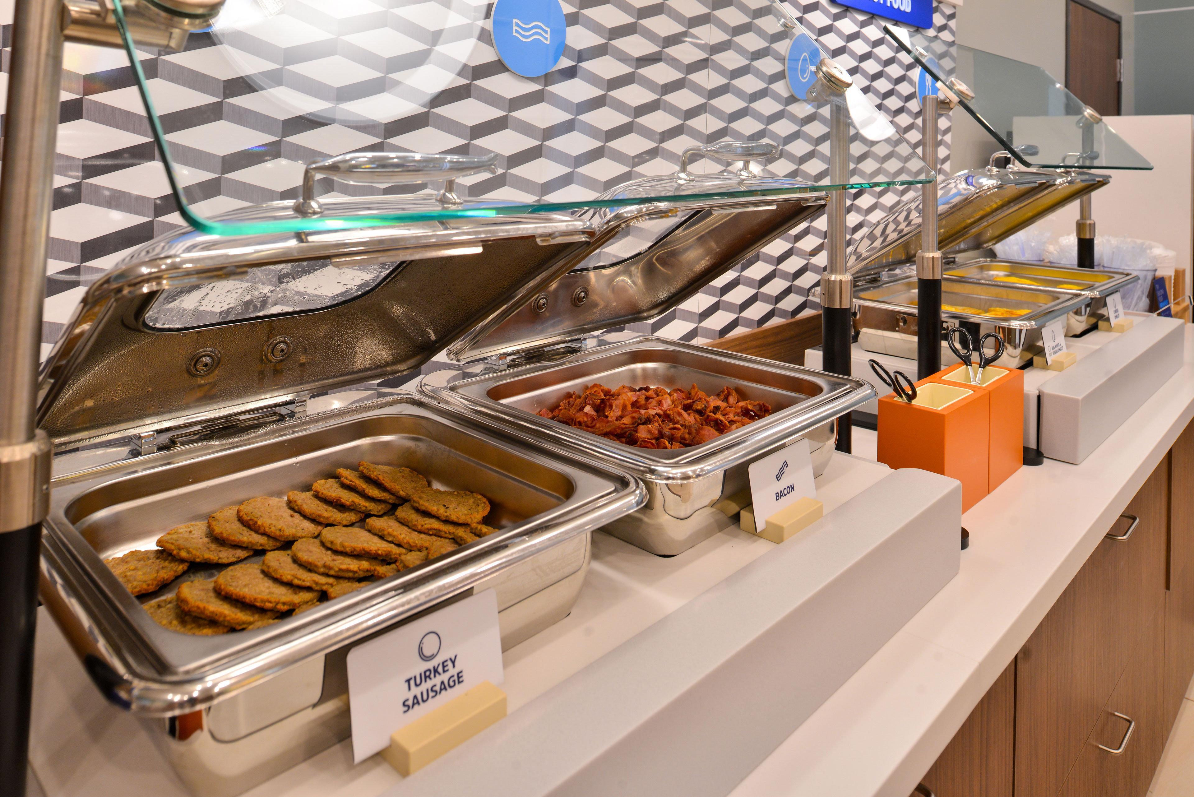 Holiday Inn Express - Chester By Ihg Bagian luar foto