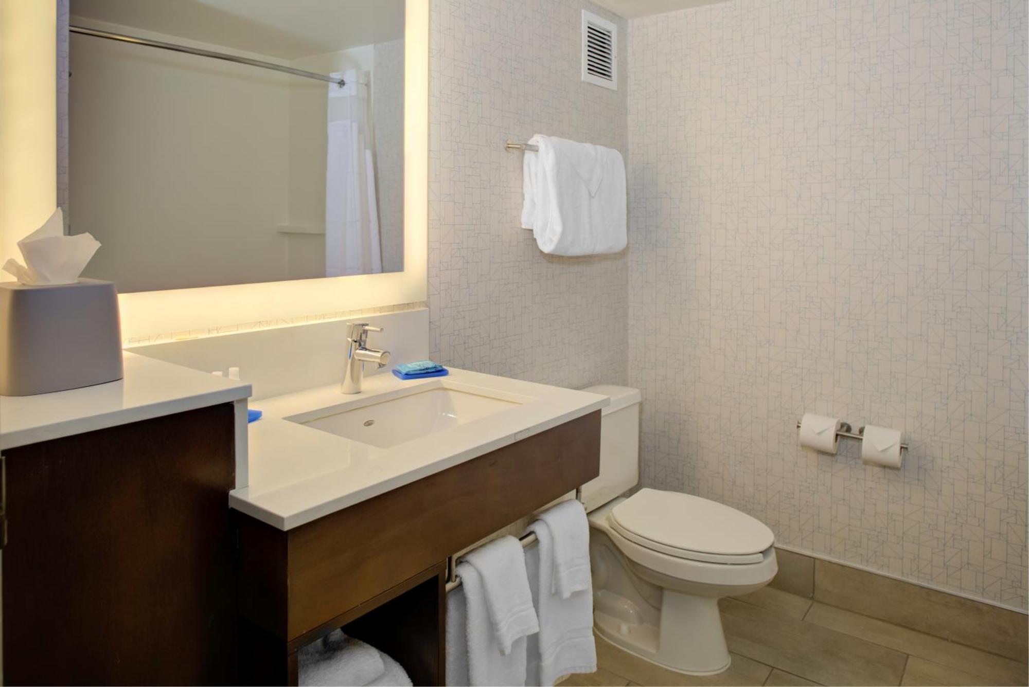 Holiday Inn Express - Chester By Ihg Bagian luar foto